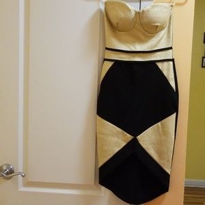 Strap less dress